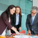 Strategic business consulting in the UAE meeting with business professionals